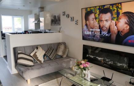 Milton Keynes Luxury Short Stay House with WIFI and Free Parking - Photo 34