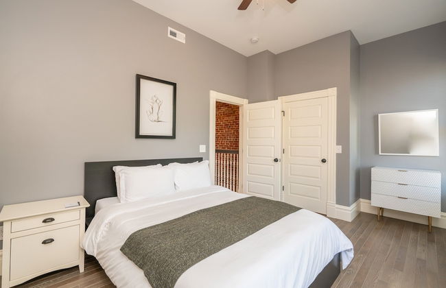 Parkside Comfort | JZ Vacation Rentals - Photo 7