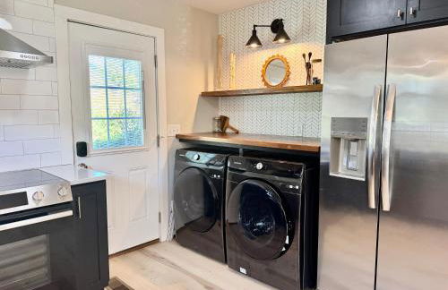 Creekside Base for Hiking and Biking, Near Downtown - Foto 5