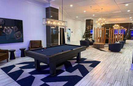 Relaxing Pool-View 1BR Near Top Houston Spots - Foto 22