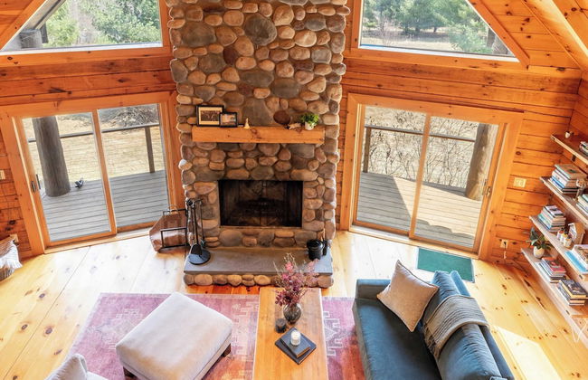 Secluded w/ Deck Views, Hot Tub, & Ping Pong Hudson in the Berks by Avantstay - Foto 19