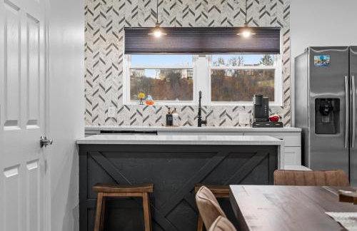 NFL Game-Day Base South Side near Acrisure - Foto 18