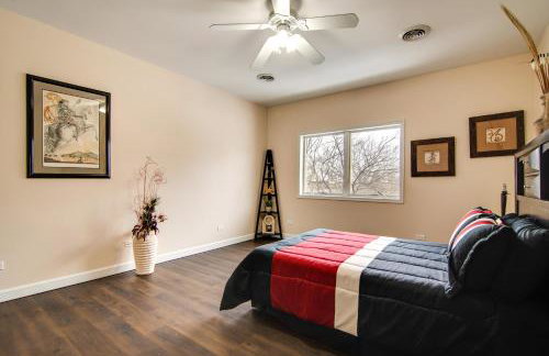 Hot Tub and Sauna Hoffman Estates Villa in Elgin! - Foto 33