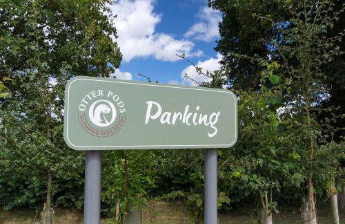 Swallow Light-filled pod with far-reaching scenic views - Photo 41