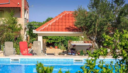 Apartment Zeljana - Photo 2