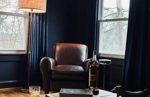 Stylish 3BR with Patio Walk to State Capitol - Foto 10