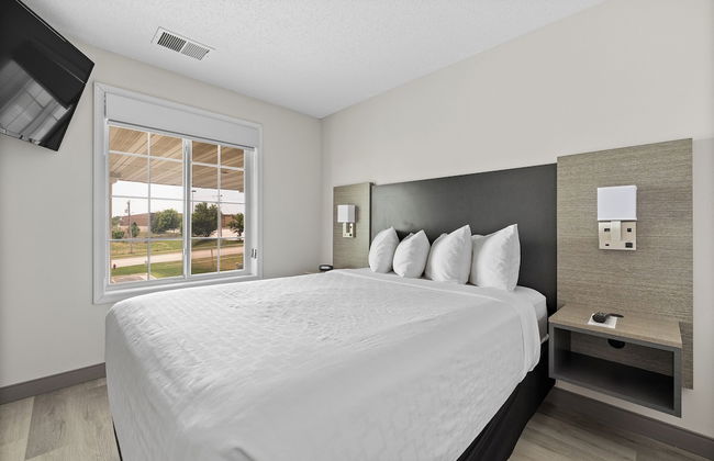 GrandStay Residential Suites - Rapid City - Photo 18