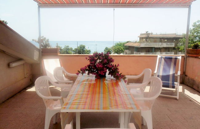 Two Rooms 30 Meters From the sea Near Etna and Taormina and Catania - Photo 17