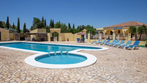 Casa Ana - delightful semi-detached villa with large swimming pool, tennis court and huge gardens plus Free wifi - Foto 2
