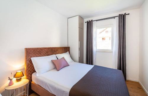 Merita Apartments with Pool - Photo 42