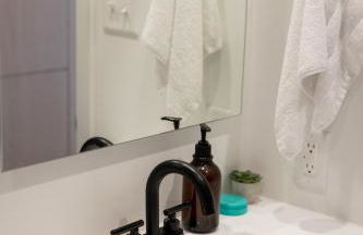 Steps from Aggieville - Fun Manhattan Stay - Foto 42