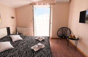 MarVil Cozy Rooms with Private Terrace and Free Parking - Foto 29