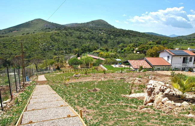 Red Roses Flat in a Semi-detached Villa - Foto 26