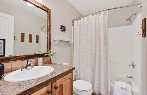 Magical McCall Retreat Near Golf Course and Lake - Foto 14