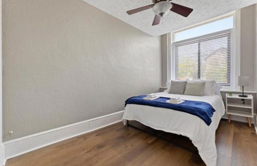 Trendy Ohio City Parking Wifi Mins to DT - Foto 2