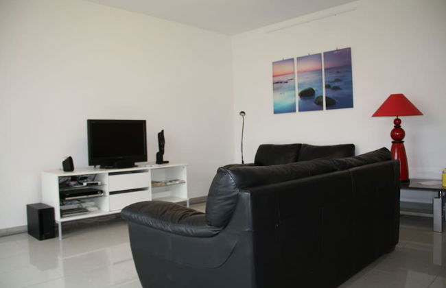 Indoor Swimming Pool, Sauna, Fitness, Private Gardens, Spacious Modern Apartment - Foto 6