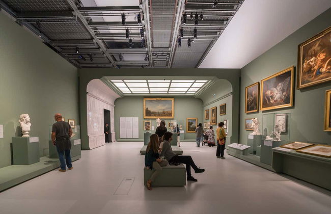 Escursione alla Gran Moschea e al Louvre di Abu Dhabi - Foto 6