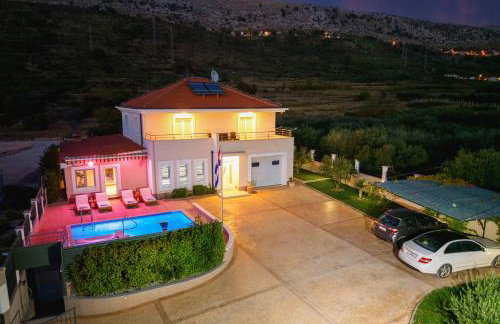 VILLA MILLA with private pool, jacuzzi, sauna, gym, max. 8 person - Photo 31