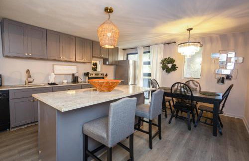 Elegant 2BR w Resort Courtyard in Central Dallas - Foto 4