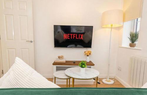 Wembley Studio with Free Parking Near Stadium & Tubes - Foto 1