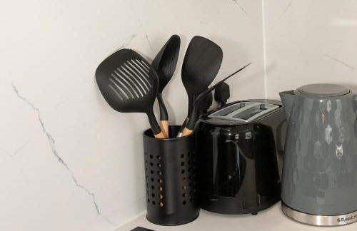 Cosy 2-Bed Apartment in Penarth Town Flat 1 - Photo 21