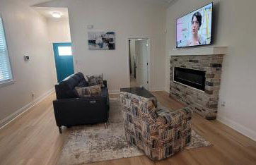 New 2024 Downtown Gem King Bed Smart Home - Foto 26