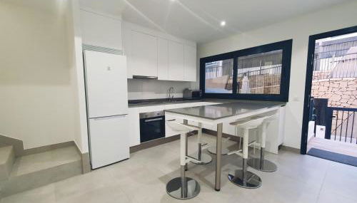 Alquilaencanarias Medano Arecas - Foto 4, stove