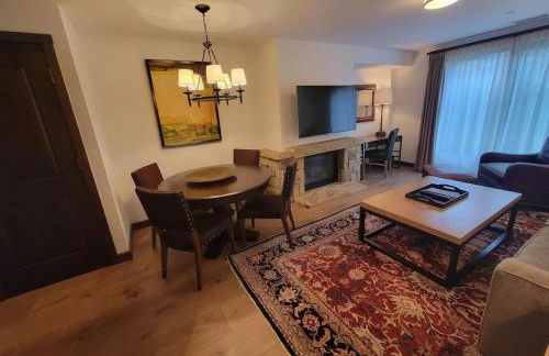 Luxury Residence at a 5 Star Hotel at the Heart of Mountain Village - Telluride - Foto 6