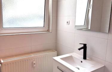 Große möblierte Wohnung im Zentrum von Lage - Foto 3