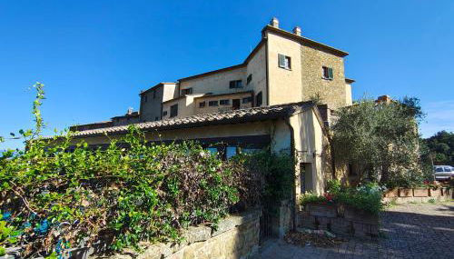 TUSCANFLAT Castle - Photo 3