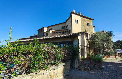 TUSCANFLAT Castle - Photo 3