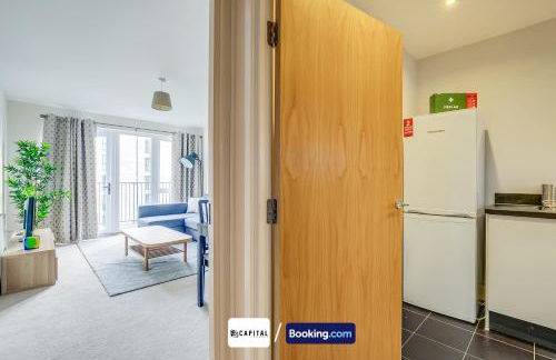 Last-Minute Secure l Sleeps Up to 8 l 2 Bedroom Apt By Capital Retreats Short Lets & Serviced Accommodation London With Balcony, Free WiFi - Foto 29