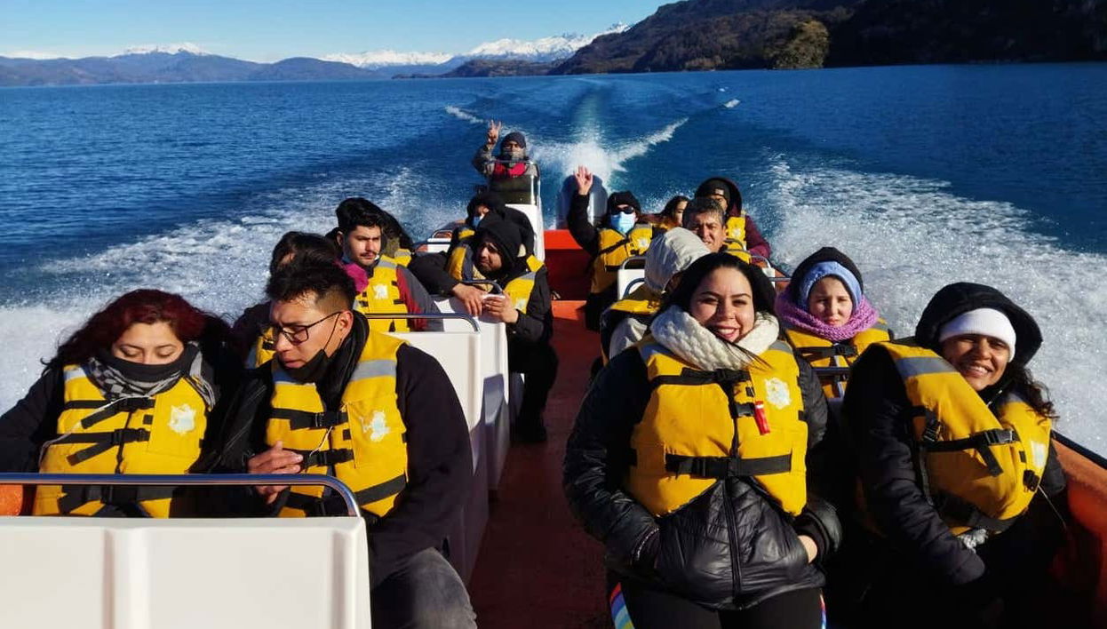 Navegando por el lago General Carrera