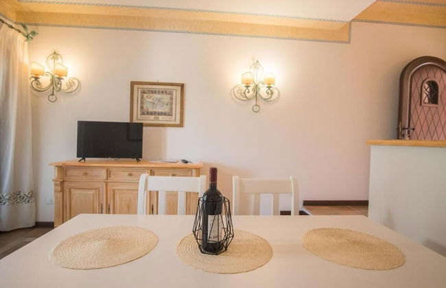 Beautiful Il Giardino Degli Oleandri 1 Bedroom Sleep 4, Plus Extra Child - Photo 13