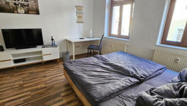 FERIENWOHNUNG 50m2 APARTMENT in ZITTAUER STADTZENTRUM INNENSTADT INNENRING TOP LAGE - WOHNEN AUF ZEIT IN ZITTAU - 1 RAUM WOHNUNG - Foto 3