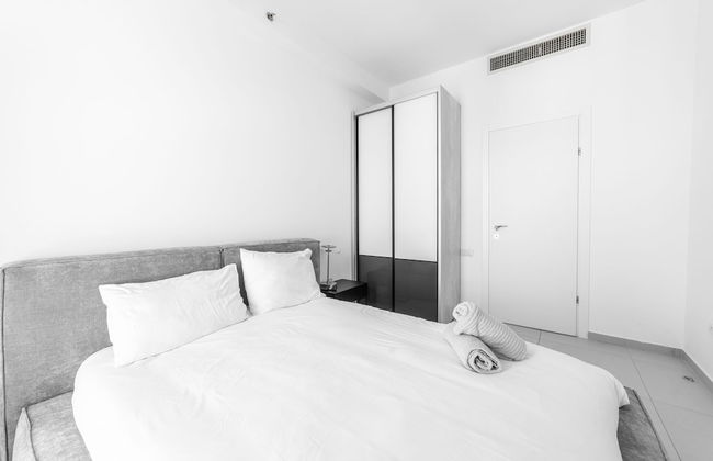 Sea-side 4 BR Apt with Gym - Foto 2