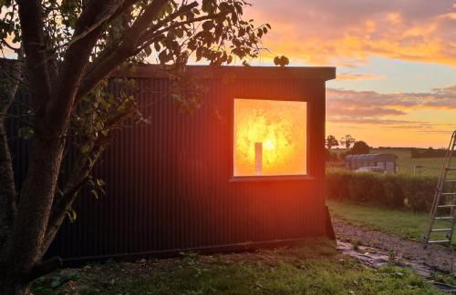 Bastle Retreats Cabin with hot tub - Foto 20