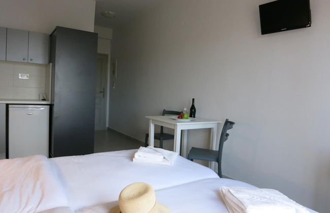 Amaryllis Hotel Apartments - Photo 18