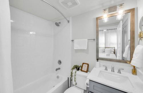 RG 2-1 DT Dallas l FIFA WORLD CUP READY l 5 Min from Love Field - Foto 11