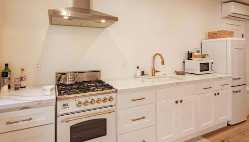 Timberwood Cottage in Downtown Twain Harte - Foto 2