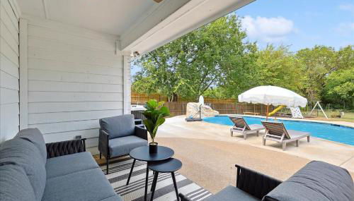 Luxury Gem in the Forest-Pool&Jacuzzi&Cinema&Games - Foto 4, Garden view