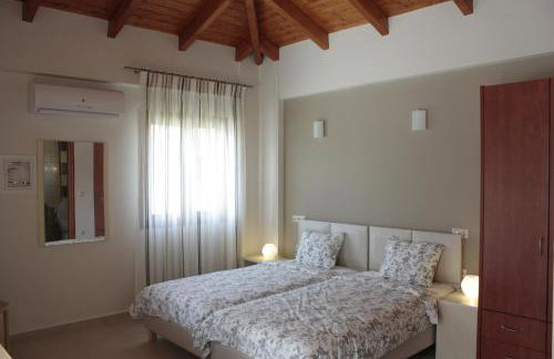 Evinos Garden - Photo 42