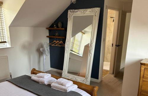 1 bed - Sleeps3 - Free Parking - 5 min to Centre - Foto 5