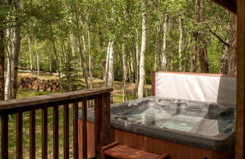 Woodland Camping Cabin for Biking near Arkansas Hills Trail in Colorado - Foto 7