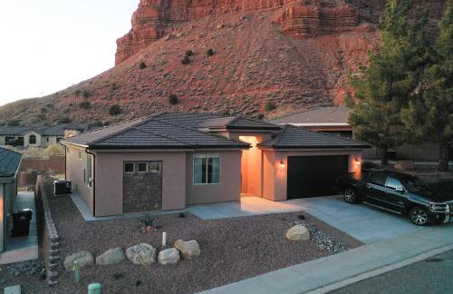 Searchers Hideaway at Kabab - New West Properties - Photo 1