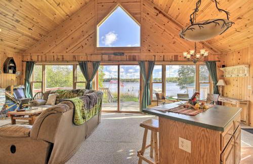 Hurley Lakefront Hideaway with Fire Pit and Dock! - Foto 5