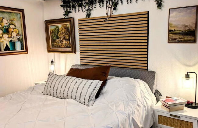 Coast PalmTree Yard 2BR Block from Beach - Foto 3