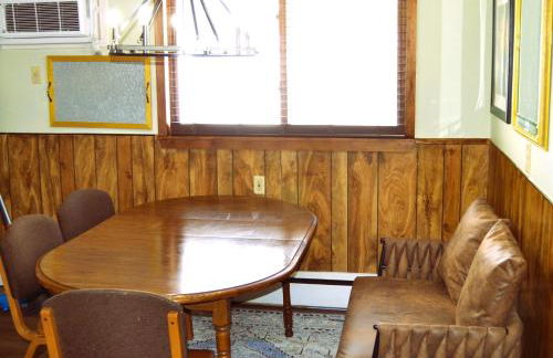 Grand Red - six-bedroom apartments near the UND campus - Foto 5