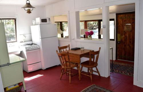 Romantic Hideaway Cottage on Clear Creek in Georgetown, Colorado - Foto 11