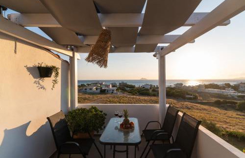 Kalamaki-Sunset - Scenic Sunset & Sea Views - Steps from Shore! - Foto 48